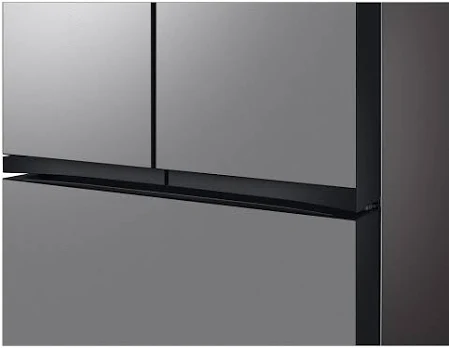 Bespoke 24 cu. ft. 3-Door French Door Smart Refrigerator with Beverage Center in Stainless Steel, Counter Depth image 4