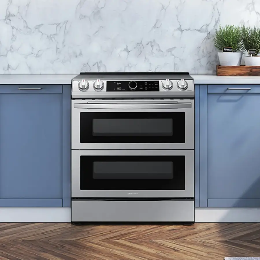 Samsung - 6.3 cu. ft. Flex Duo™ Front Control Slide-in Electric Range with Smart Dial, Air Fry & Wi-Fi - Stainless Steel image 2
