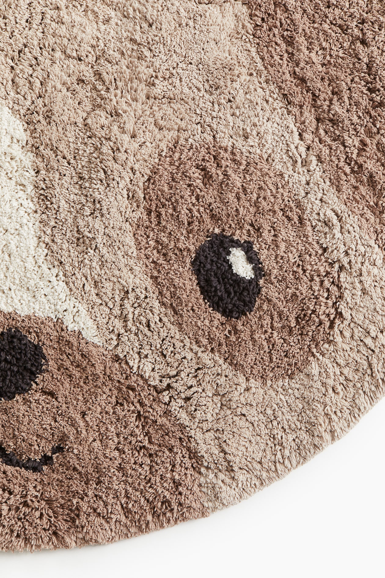 Dog-Shaped Rug image 3