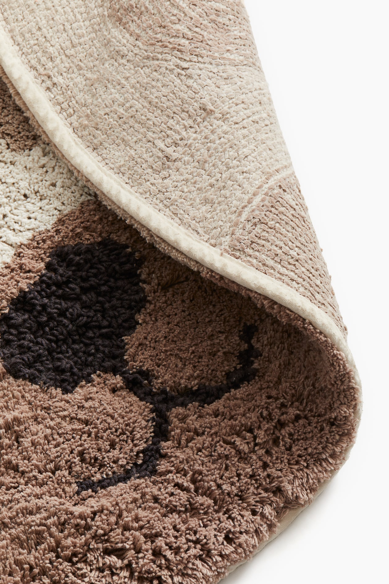 Dog-Shaped Rug image 4