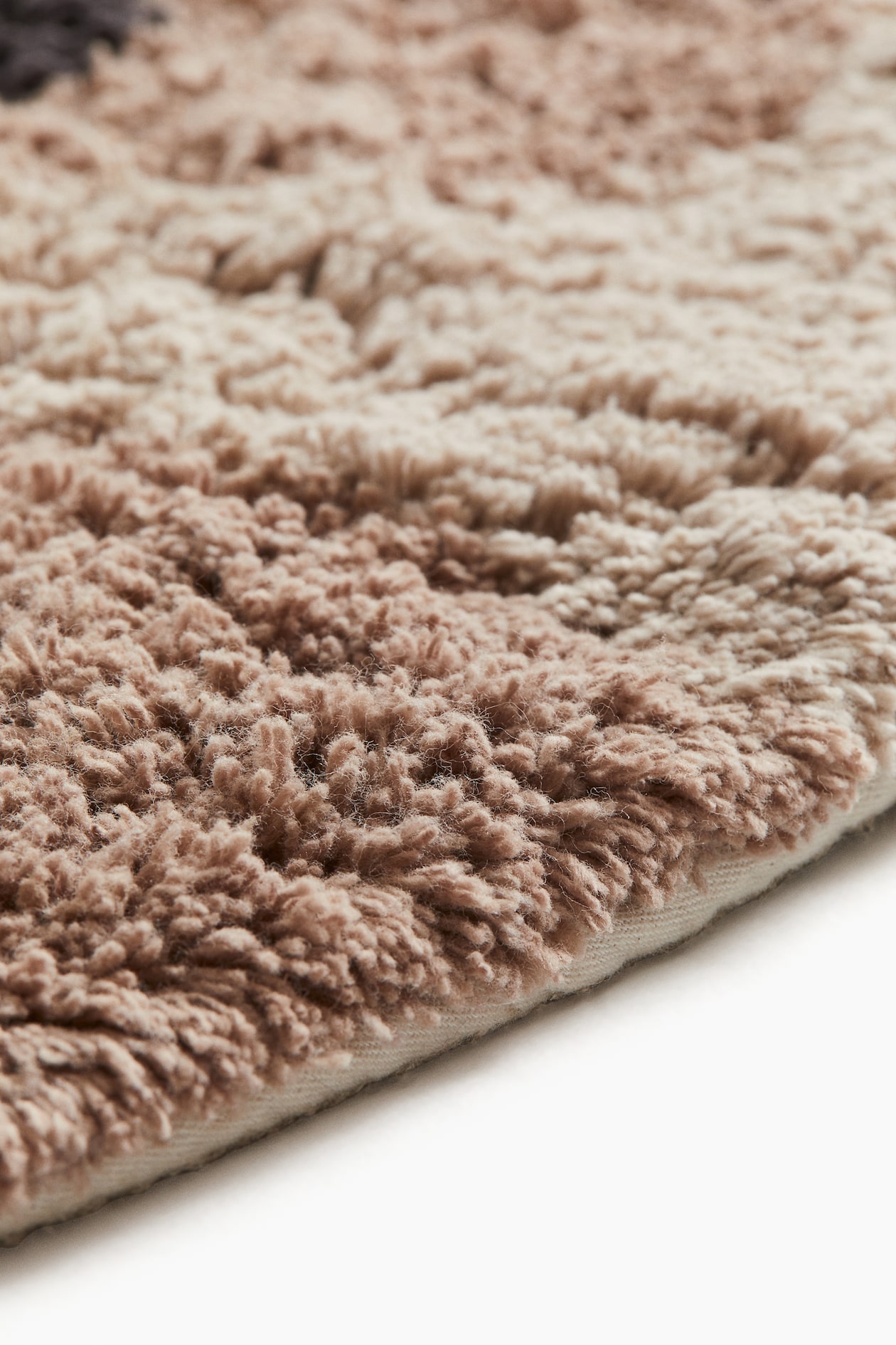Dog-Shaped Rug image 5