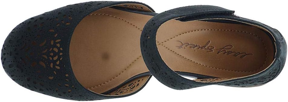 Easy Spirit Women's Cindie Pump image 3