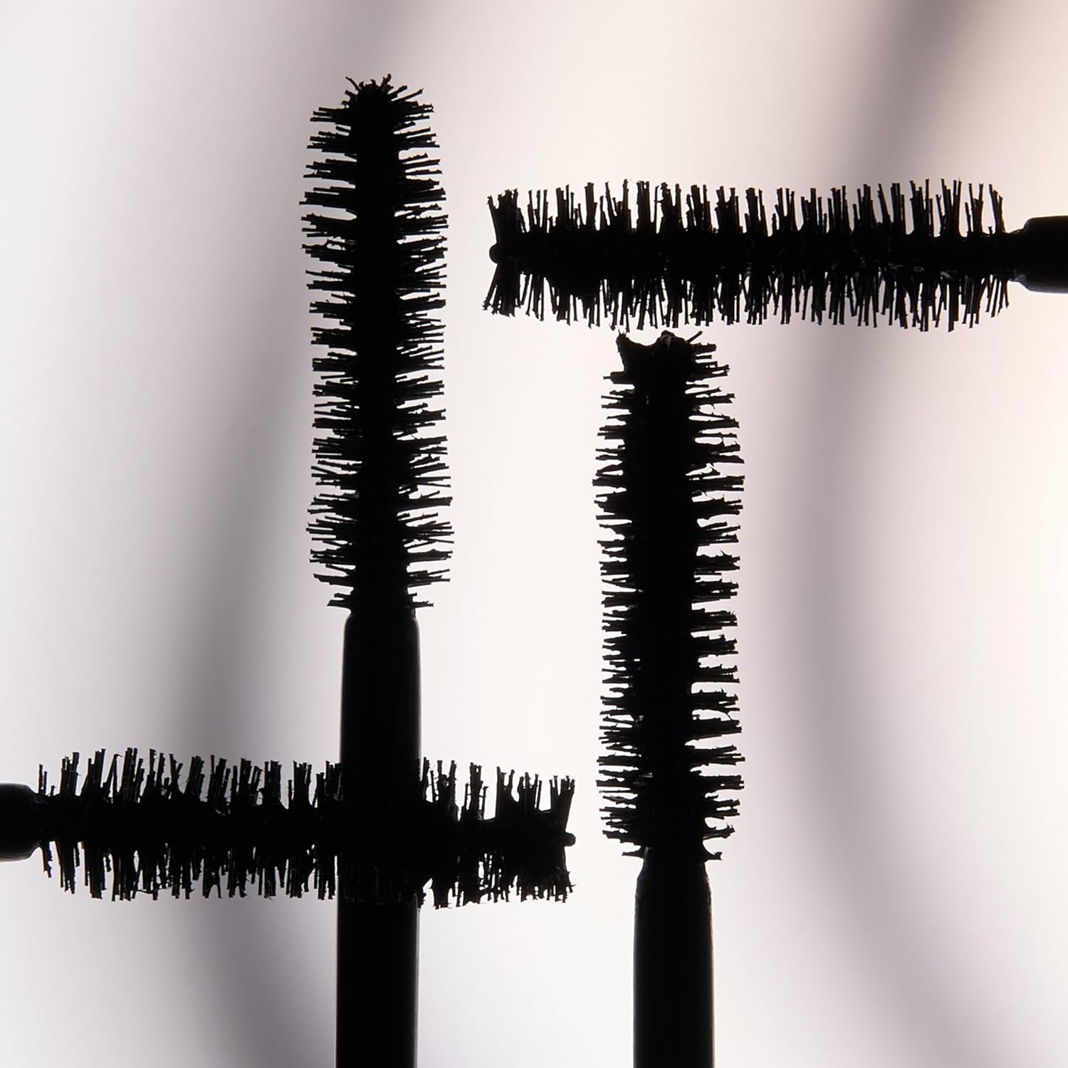 LAURA GELLER NEW YORK Always There Lengthening Mascara in Black - Defining, Curling, Buildable Formula Eye Makeup- Innovative Lengthening Brush - 1 count image 8