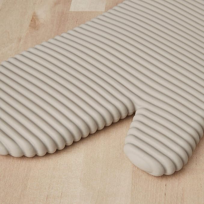 KITCHENAID Ribbed Soft Silicone Oven Mitt 2-Pack Set, 7.5"x13", Milkshake image 3
