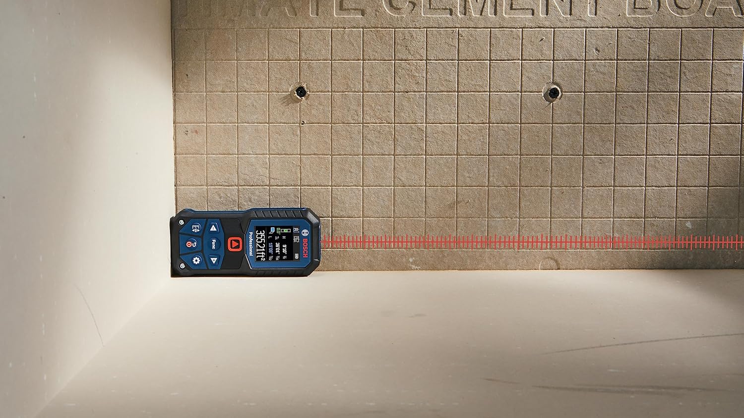 BOSCH GLM165-22 165 Ft Blaze Laser Distance Measure, Includes 2 AA Batteries, Belt Clip, & Pouch image 16