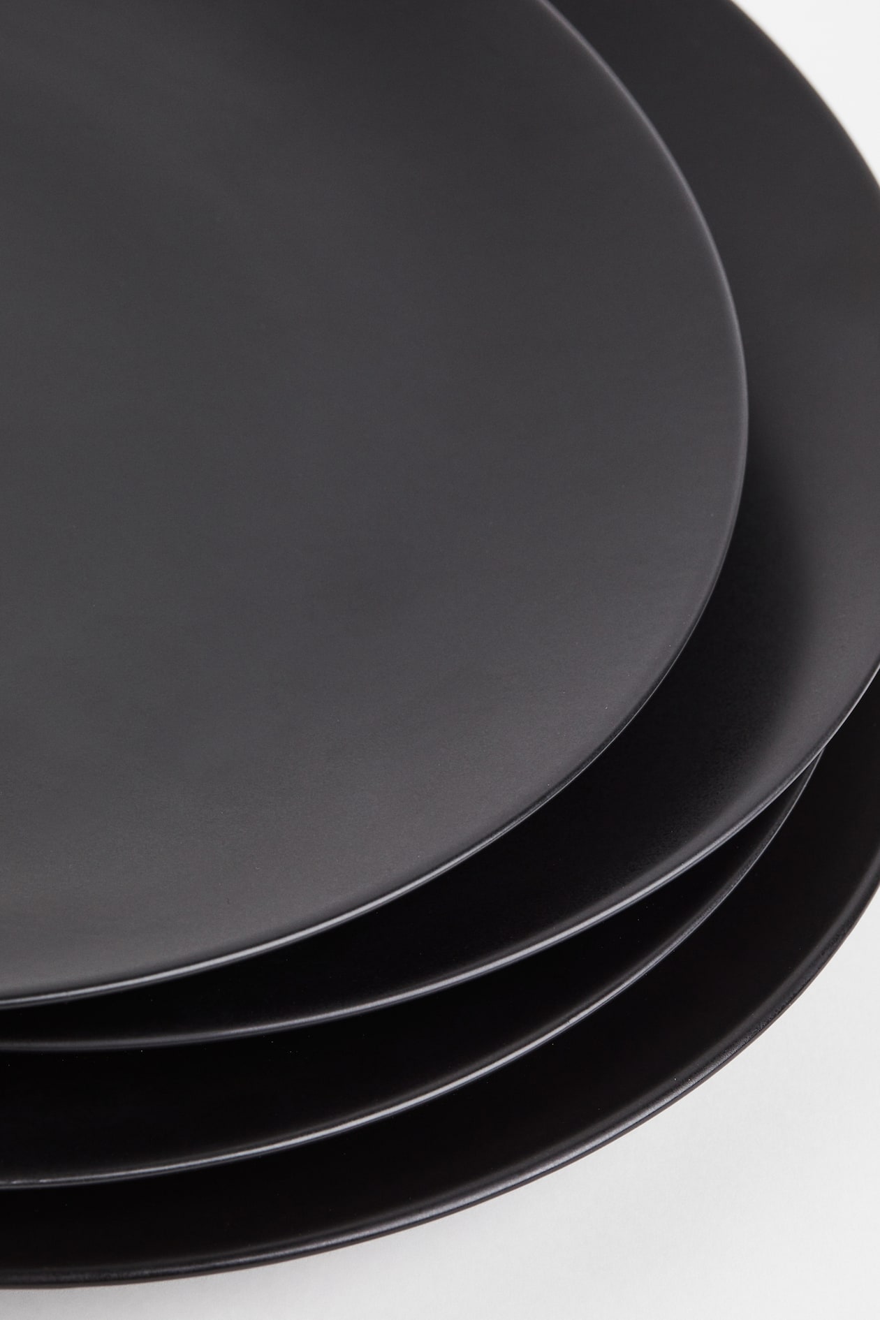4-pack Porcelain Plates image 4