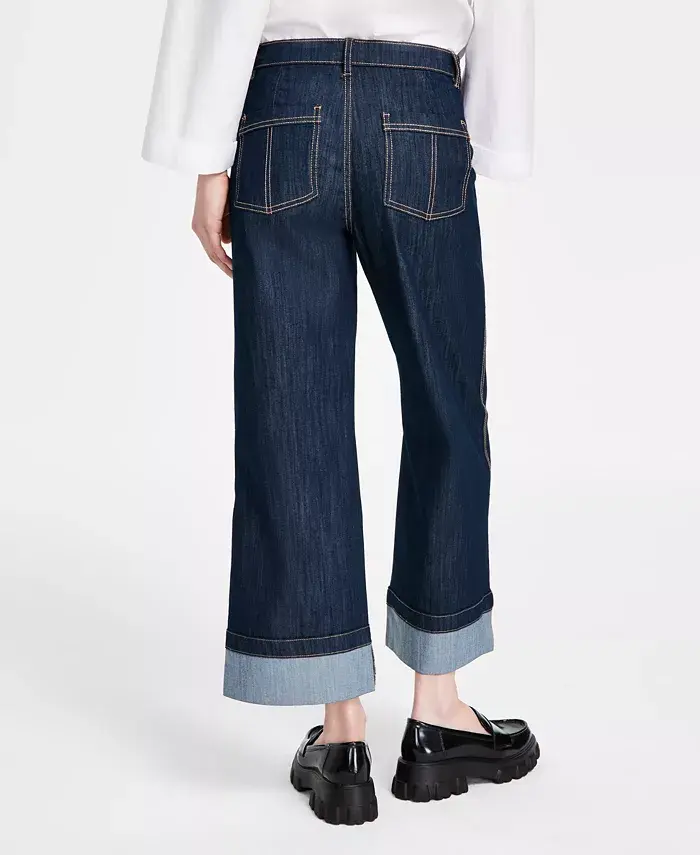 Women's Wide-Leg Jeans image 4