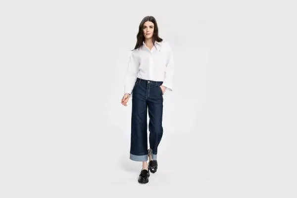 Women's Wide-Leg Jeans image