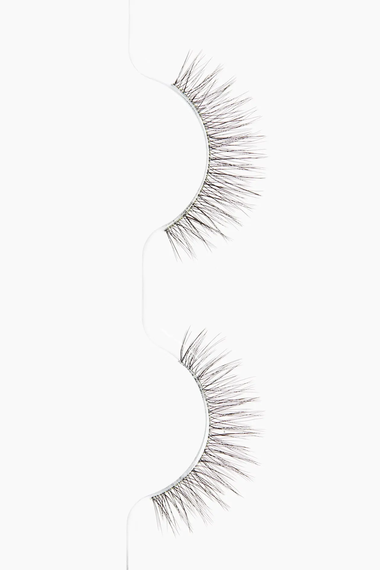 False Eyelashes image 3