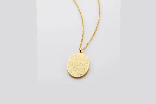 Ayatul Kursi Oval Necklace | Women image