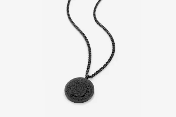 4 Qul Verse Token Necklace | Men image