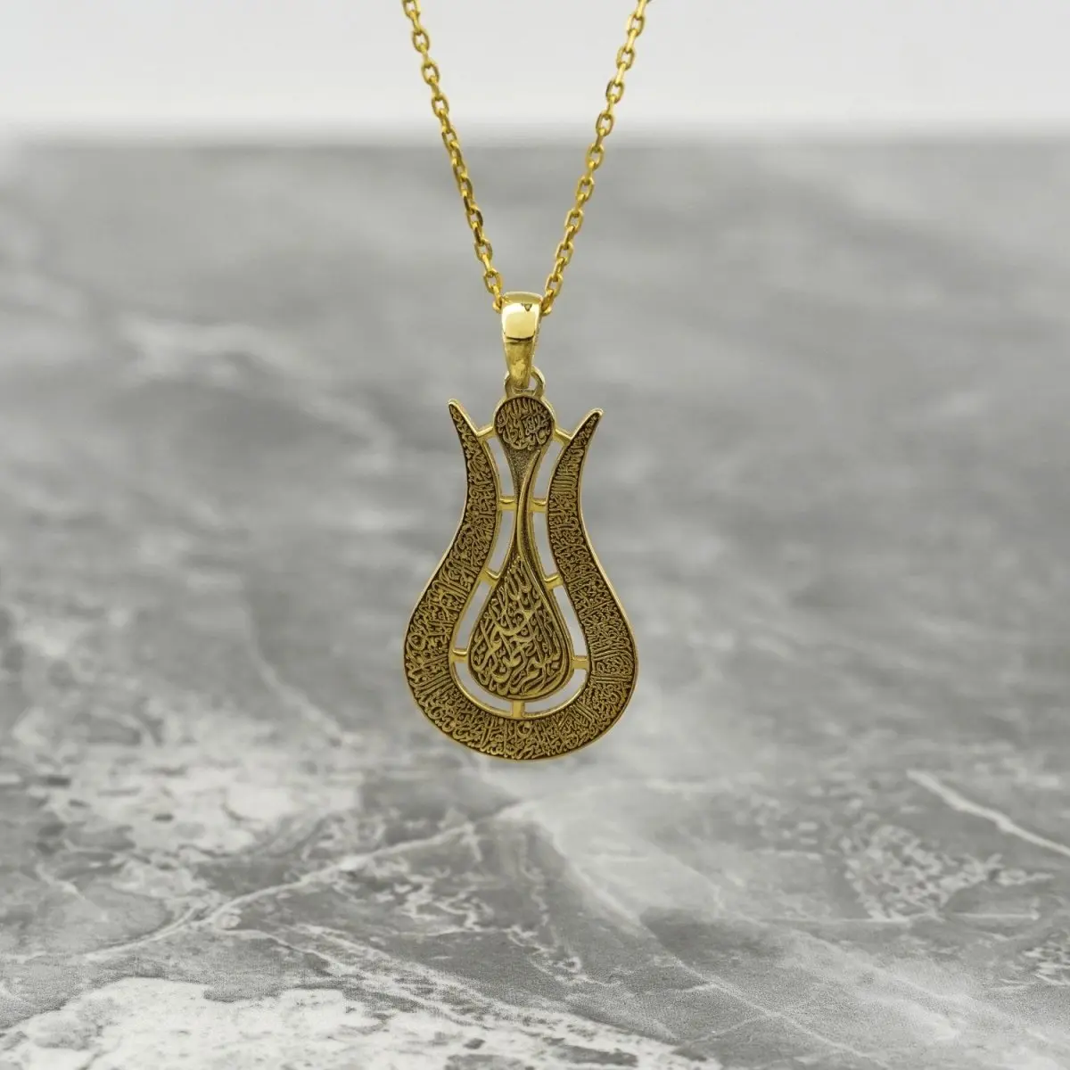 Ayatul Kursi Islamic Jewelry in Tulip Shaped Design - 18K Gold Plated Silver Muslim Pendant image 3