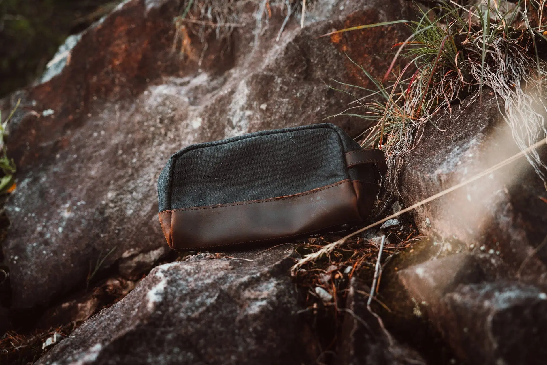 Double Oak Essentials Dopp Kit image 2