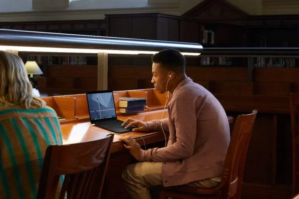 Google Pixelbook Go - Lightweight Chromebook Laptop - Up to 12 Hours Battery Life[1] - Touch Screen- Just Black image 8