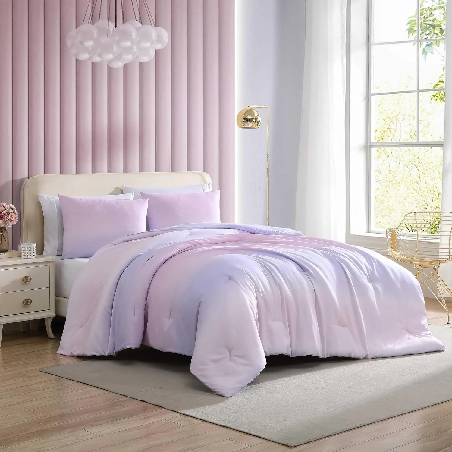 Betsey Johnson - Comforter Set, Super Soft Bedding with Matching Sham & Sheets, Includes Bonus Pillowcase & Reversible Plush Throw (Ombre Purple, Full) image 4