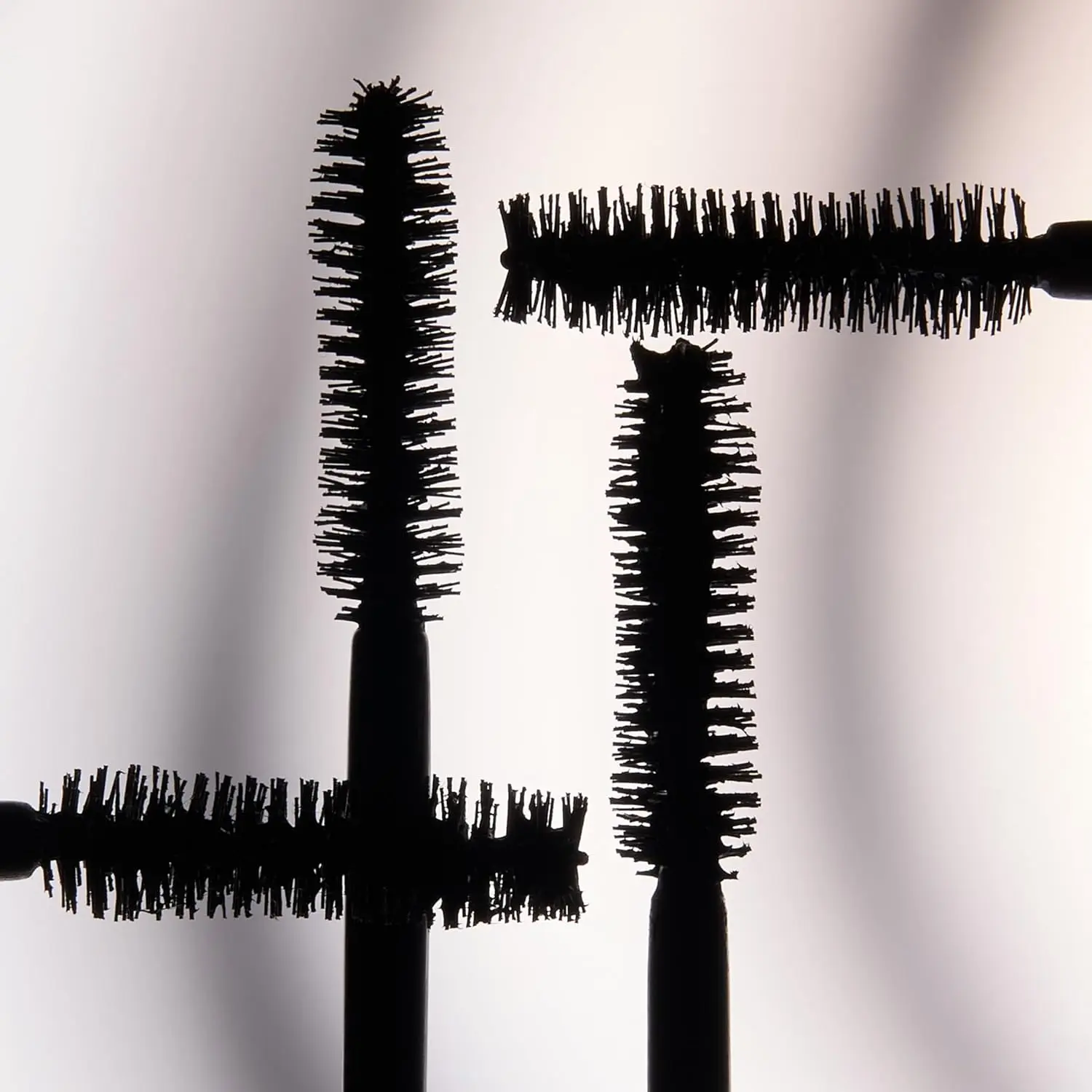 LAURA GELLER NEW YORK Always There Lengthening Mascara in Black - Defining, Curling, Buildable Formula Eye Makeup- Innovative Lengthening Brush - 1 count image 8