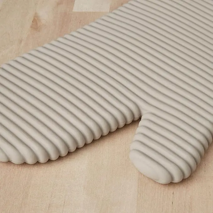 KITCHENAID Ribbed Soft Silicone Oven Mitt 2-Pack Set, 7.5"x13", Milkshake image 3