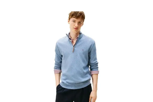 Tommy Hilfiger Men's Long Sleeve Cotton Quarter Zip Pullover Sweater image