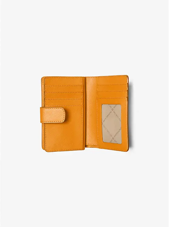 Medium Crossgrain Leather Wallet image 2