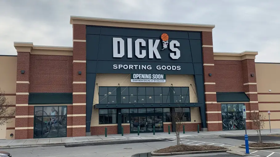 DICK'S Sporting Goods Banner