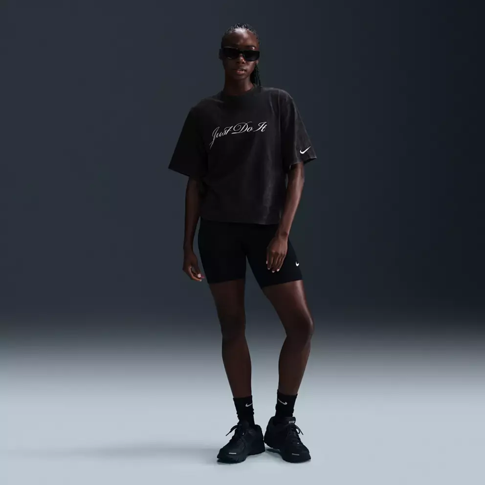 Nike Women's Sportswear T-Shirt image 2
