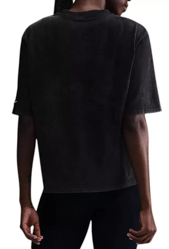 Nike Women's Sportswear T-Shirt image 3